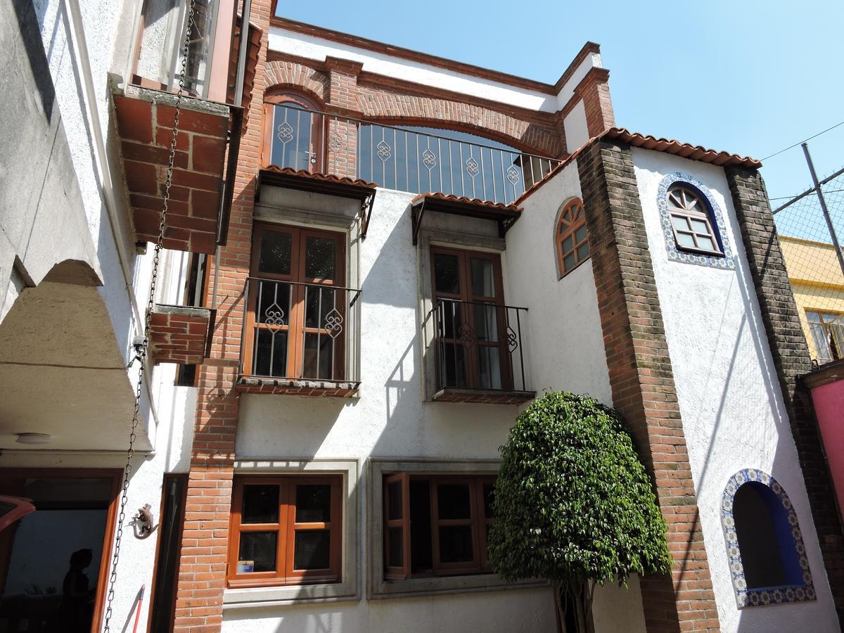 Отель Casa Coyoacan Мехико Экстерьер фото